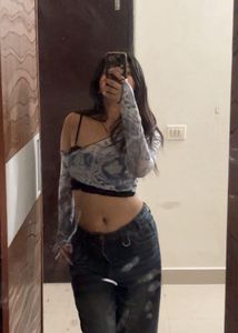 Mesh Print Crop Top