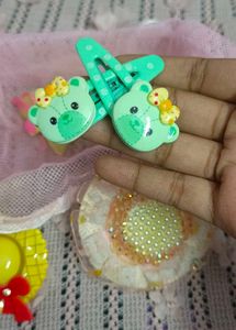 Cute pookie Hair Clips 🎀