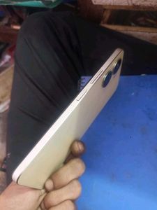 vivo y16