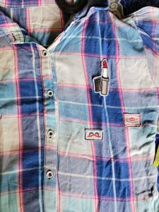 Cute Plaid Button-Up Shirt with Tie Sleeves