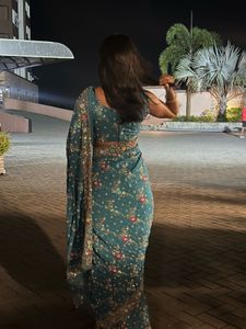 Sy2k vintage saree Embellishments
