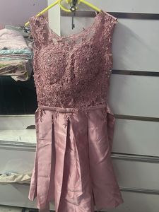 Beautiful Pink Lace short dress