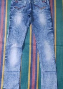 Stylish Blue Washed Denim Jeans