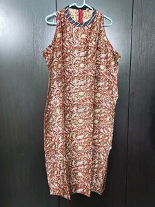 Floral Print Sleeveless Kurta