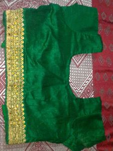 Elegant Green Saree with Gold Embroidery