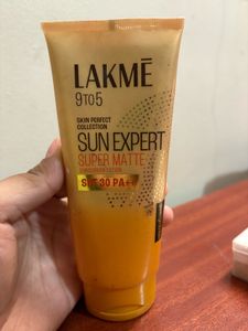 Lakme Sun Expert Super Matte SPF 30 PA++