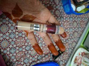 concealer,