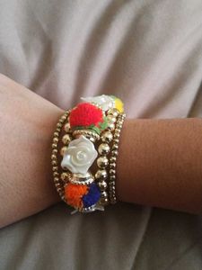 Gold Tone Flower Bangle