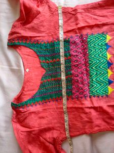 Vibrant red Embroidered Kurta