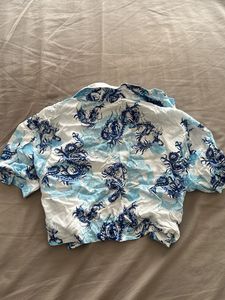 Blue Dragon Print Cropped Shirt