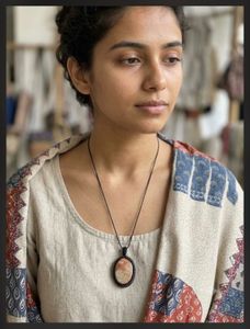 Unique Stone Pendant Necklace