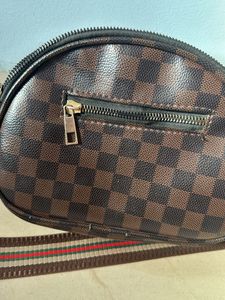 Sling Bag 👝