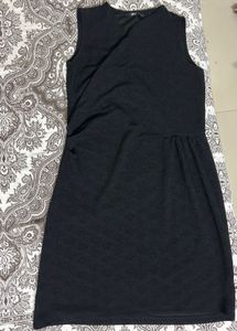 Sleeveless Black Dress