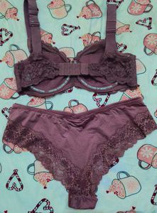 very sexy and beautiful lingerie set 👍