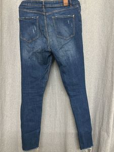 ZARA TRF Skinny Ripped Sculpt Jeans