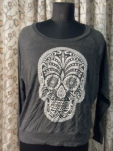 Grey Skull Print Long Sleeve Top