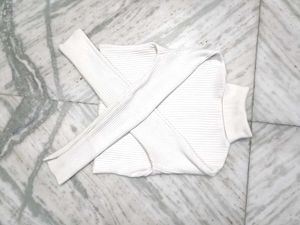 White Turtleneck Cropped Sweater