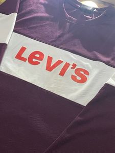 Purple 🪻💜 Levi's Sweatshirt