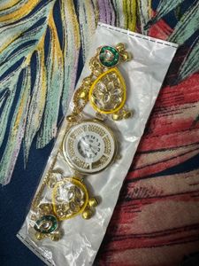 Exquisite Kundan Kada with Watch