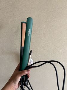 VEGA HAIR Straightener GREEN