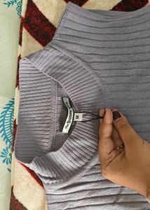 Lavender Sleeveless Ribbed Knit Midi Dress