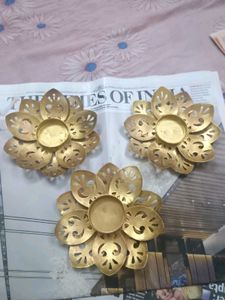 Set of 3 Metal Flower Candle Holders for festives