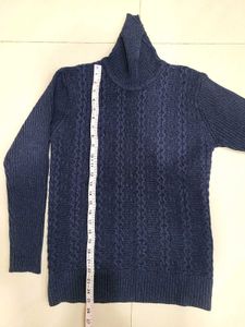 Stylish Blue Knit Turtleneck Sweater