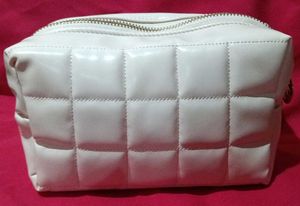 nykaa luxe Quilted Cosmetic Bag