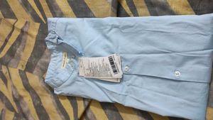 Men's Light Blue Button-Up Shirt