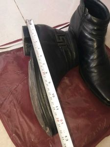 Chic Black Leather Ankle Boots