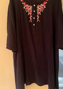 Floral Embroidered Kurti