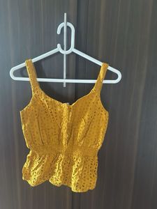 Chic Broderie Anglaise Peplum Top