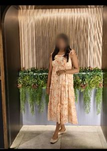 Floral Print Tiered Midi Dress