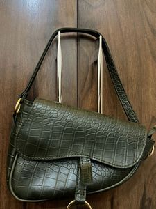 Stylish Green Croc Embossed Shoulder Bag