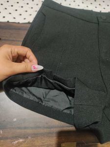 Chic Black High-Waisted Shorts