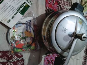 Milton Pressure Cooker Handi 5.5 Litre