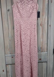 Elegant Lace Gown with Slit