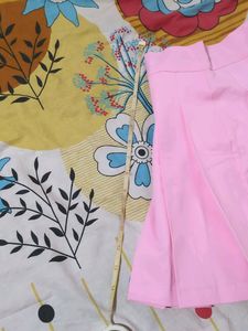 Korean Style Mini Pleated Skirt!