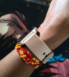 noise brio smart watch