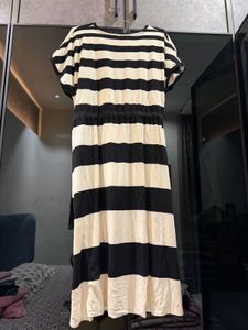 Westside dress in beige n black stripes