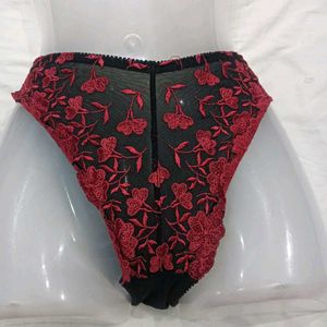 🪔 Lace Briefs - Red Floral Black