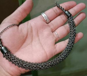 Chic Dark Metal Chain Necklace