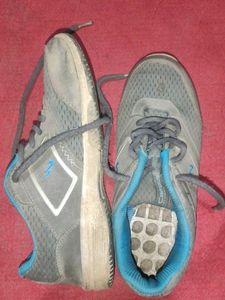 USED Gray Campus Shoes