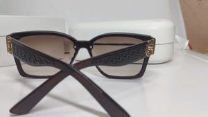 Chic Brown Cat-Eye Sunglasses