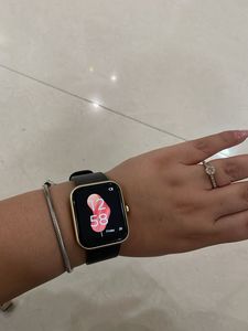 Smartwatch with Health &amp; Sports Tracking