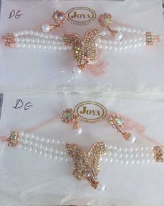 Charming Butterfly Pearl Necklace & Earrings Set