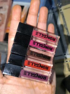 Ronzill Liquid Lipstick Set..