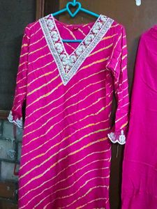 Pink Kurta Set with Leggings