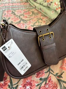 GU Brown Shoulder Bag – Japan 🇯🇵
