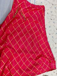 Vibrant Pink skirt with Gold Check